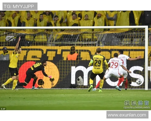 多特蒙德球迷暴力事件导致欧冠客场禁赛三场并罚款50万欧元