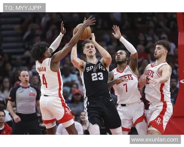 2002年NBA季后赛火箭队与马刺队激战回顾与精彩瞬间分析